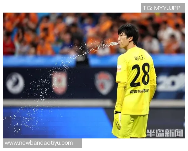 李新翔精彩穿裆过人后推射远角破门助海港4-2领先海牛 李新翔精彩穿裆过人后推射远角破门助海港4-2领先海牛