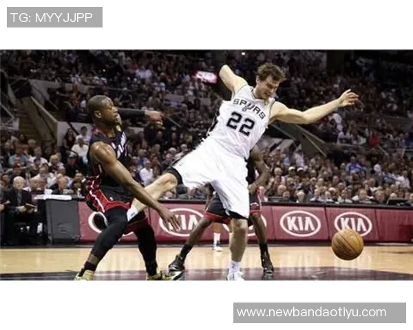 斯普利特称赞克林根防守出色罗威与其配合默契令人印象深刻